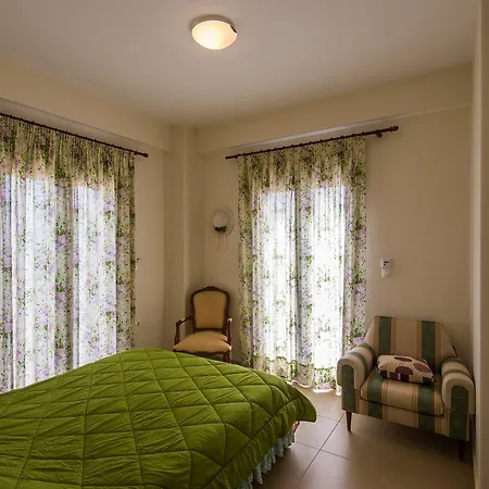 Ilida * Κουρούτα